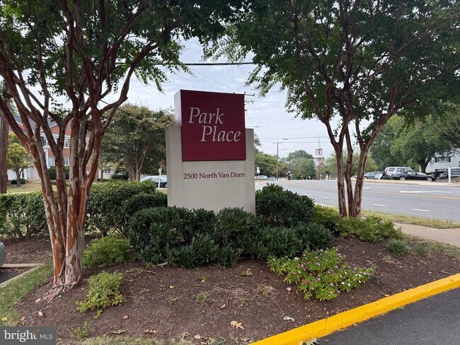 Primary Photo - 2500 N Van Dorn St