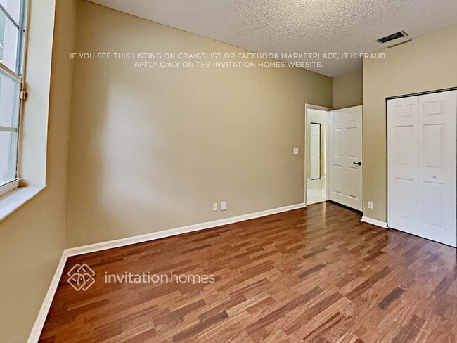Building Photo - 4845 NW 20th Pl