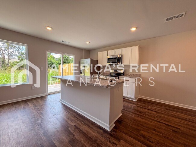 Building Photo - 105 River Grass Dr
