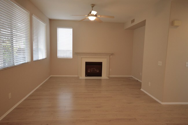 Building Photo - 4102 Castaway Cove