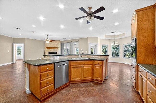 Building Photo - 116 Grey Fox Ln