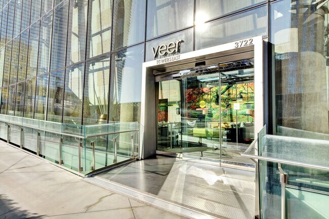 Building Photo - Veer Towers 504W-CityCenter/Aria Fountain ...
