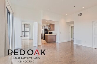 Building Photo - 8811 Burton Wy