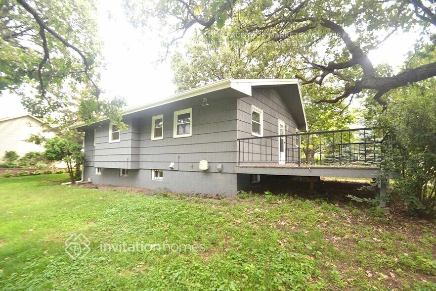 Building Photo - 6536 Arthur St NE