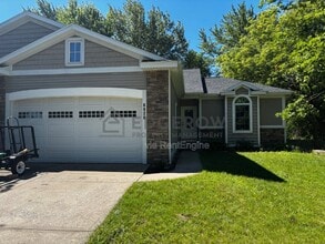 Building Photo - 6926 Lake Michigan Dr