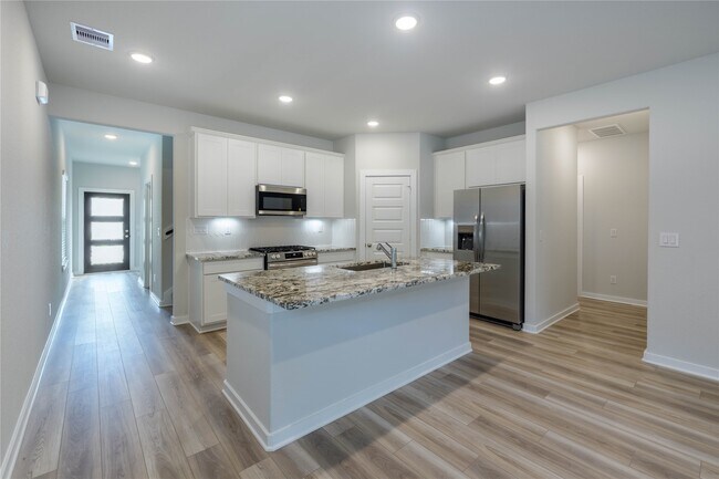 Building Photo - 8626 Blueberry Ash St