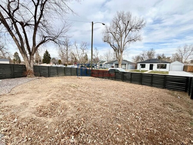 Building Photo - 1547 Xenia St