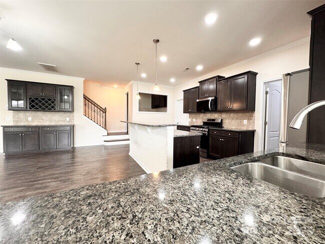 Building Photo - 10428 Honeyfur Ct