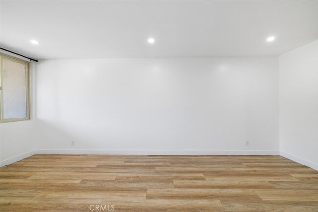 Building Photo - 17000 Burbank Blvd