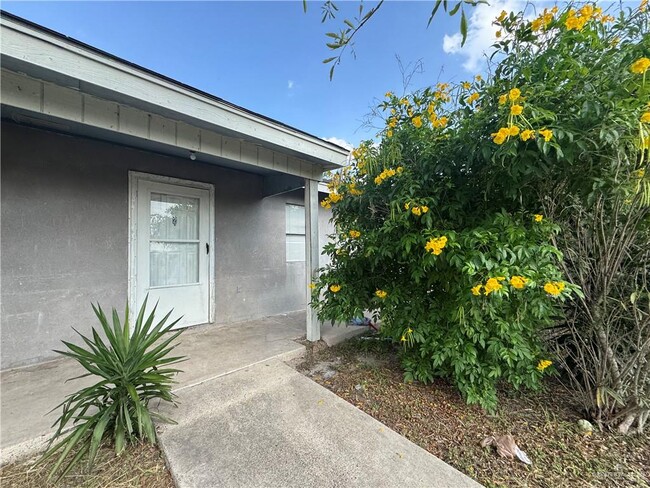 Primary Photo - 404 S 20th Ave