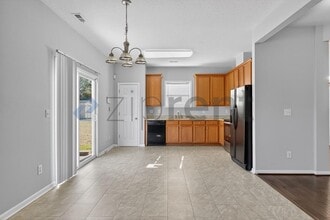 Building Photo - 6404 Trotters Ridge Rd