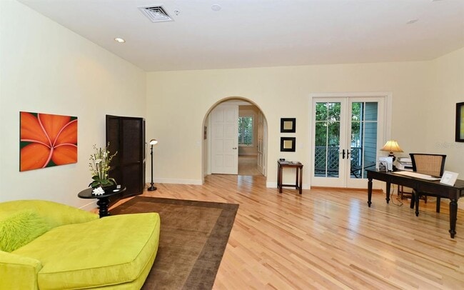 Building Photo - 1080 Seagrove Ln