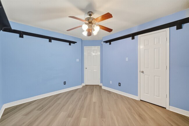 Building Photo - 20526 Pink Granite Valley