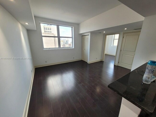Building Photo - 111 E Flagler St