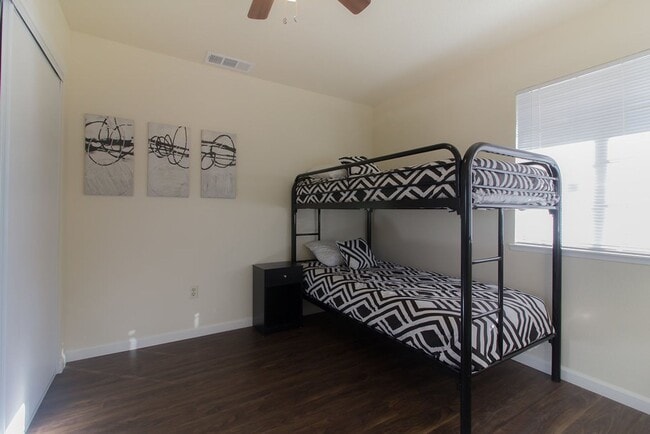 Building Photo - Recently Updated 4 Bedroom Home with RV Parking