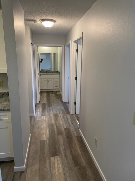 Building Photo - 519 Jefferson St