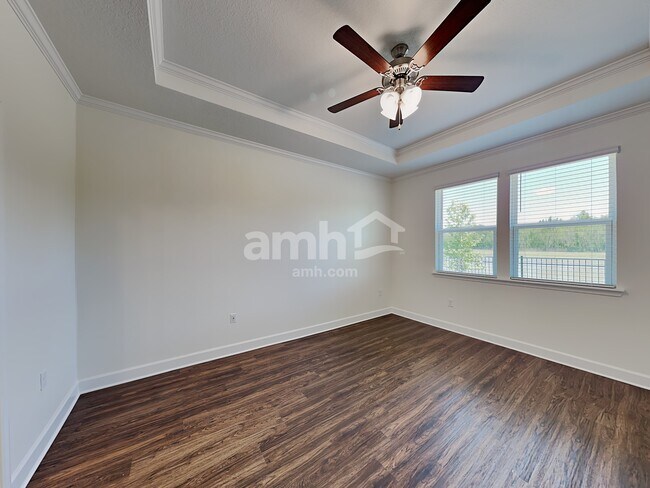 Building Photo - 5915 Hampton Creek Rd