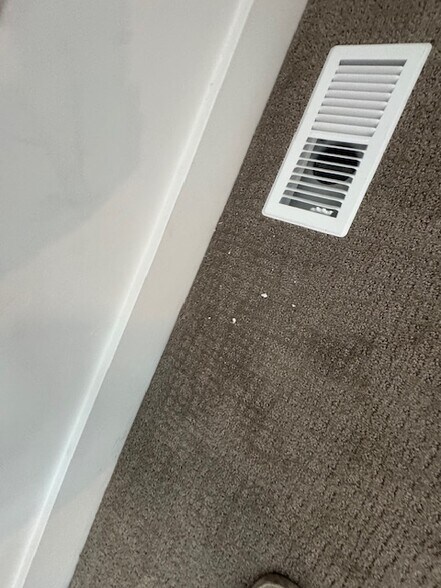 Building Photo - 188 1700 W