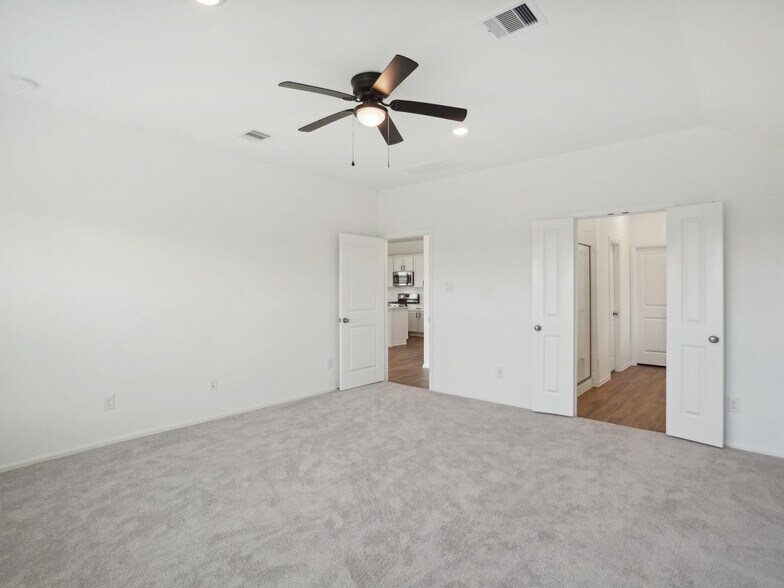 Building Photo - 7807 Eagle Crk Ln