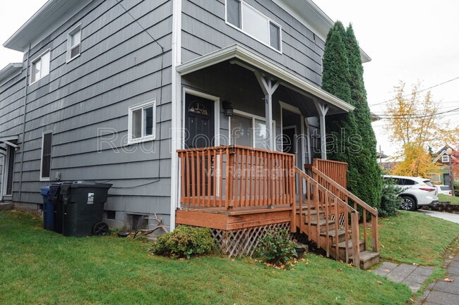 Building Photo - 1116 N 4th St