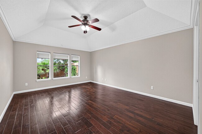 Building Photo - 1103 Parkhaven Ln