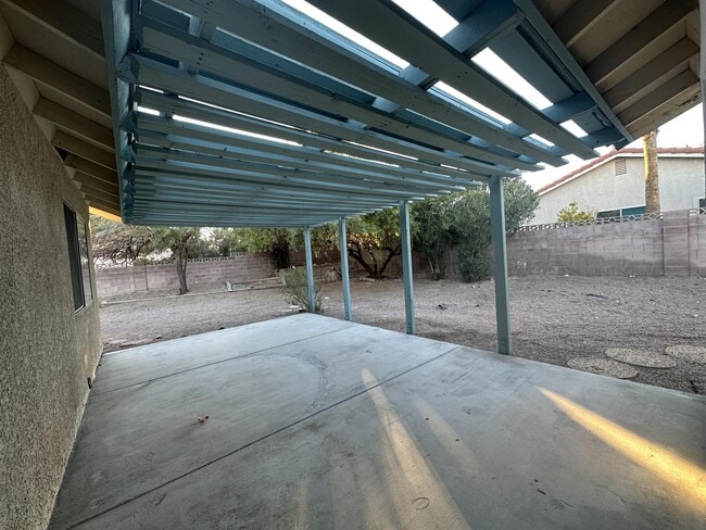 Building Photo - 8745 Isola Dr