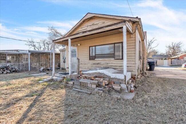 Building Photo - 4504 Drexel Ave