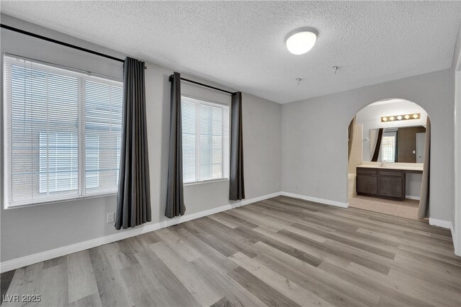 Building Photo - 2200 S Fort Apache Rd