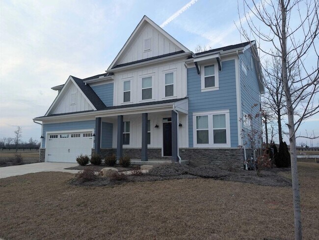 Building Photo - 8246 Woodstar Dr