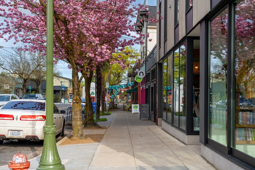 Building Photo - 2438 NE Killingsworth St.