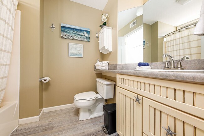 Building Photo - 5574 Creeks Crossing