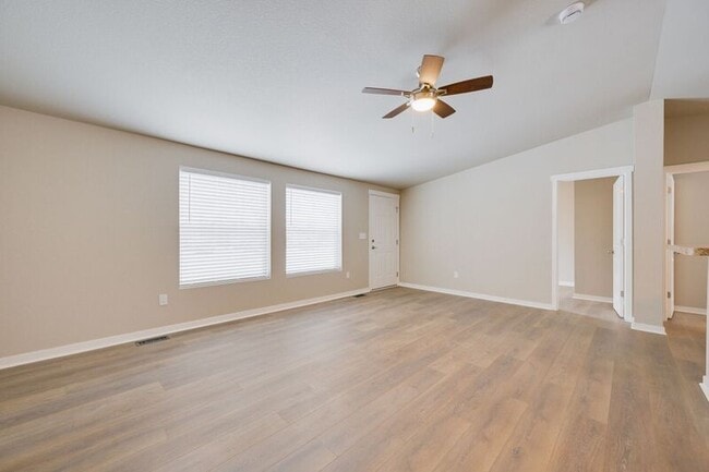 Building Photo - 1512 Tweed St