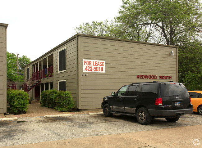 Building Photo - Redwood North