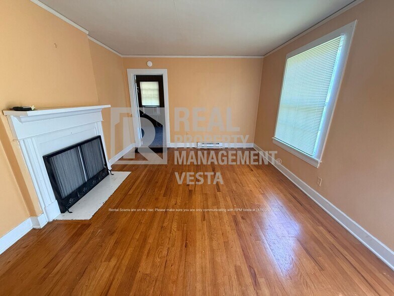 Building Photo - 1148 Macon Ave