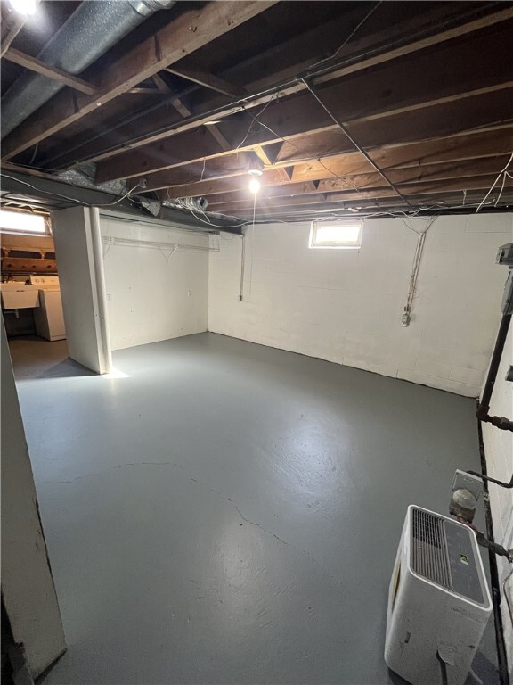 Building Photo - 2825 Ridge Rd