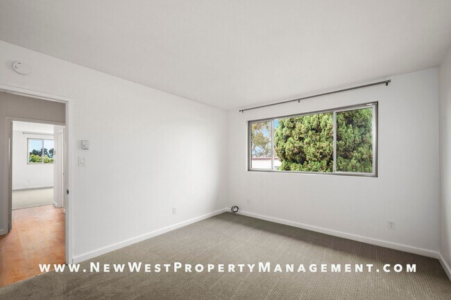 Building Photo - Renovated Banker's Hill 2 Bedroom at Laure...