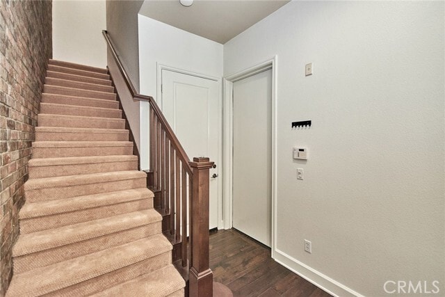 Building Photo - 15 Vantis Dr
