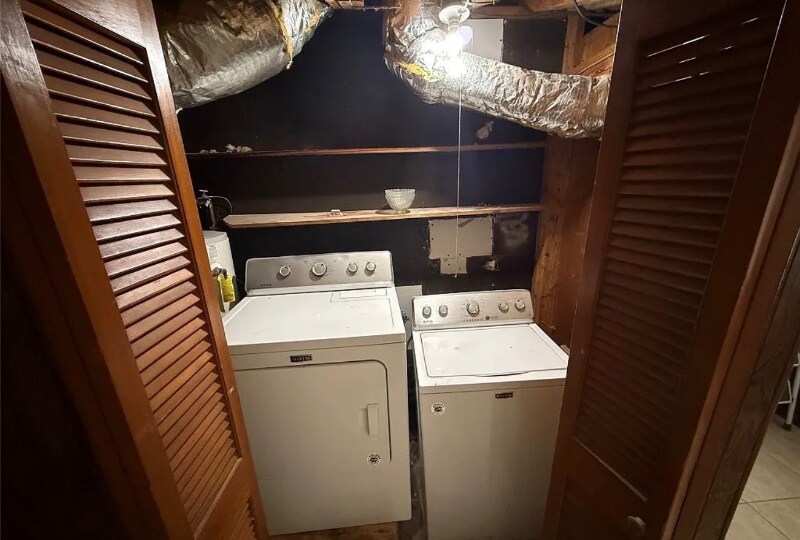 Building Photo - 2030 Windsor Ave