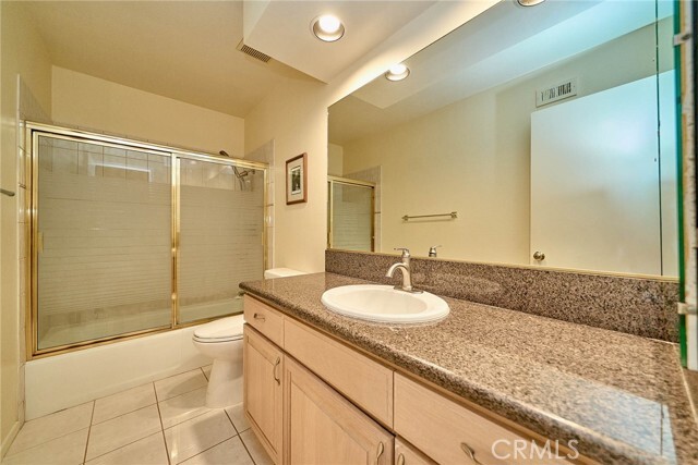 Building Photo - 28114 Ridgepoint Ct