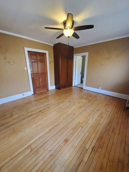 Building Photo - 4226 W Highland Blvd