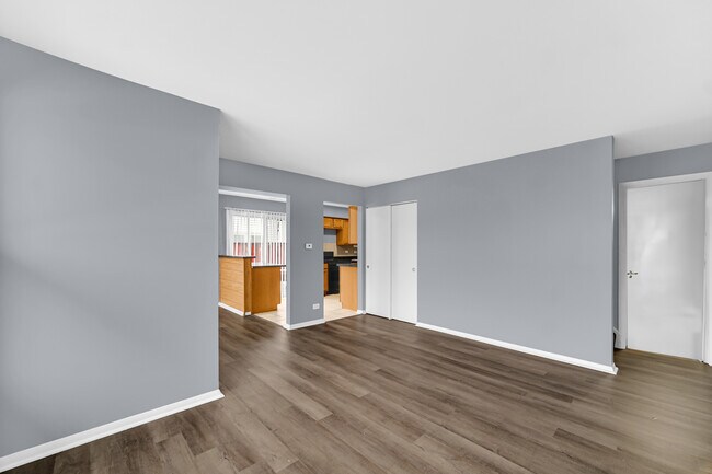 Building Photo - 1793 Queensbury Cir