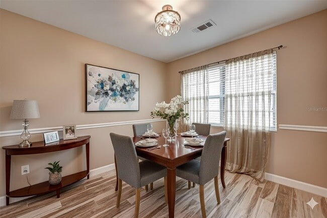 Building Photo - 1902 Sedgie Dr