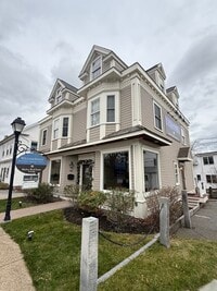 Building Photo - 56 Eliot St