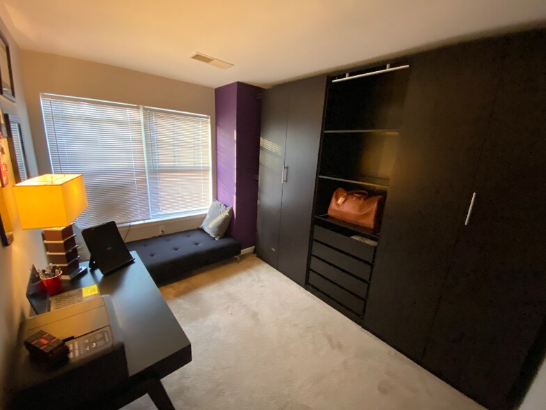 Building Photo - 7515 Belgravia Ln