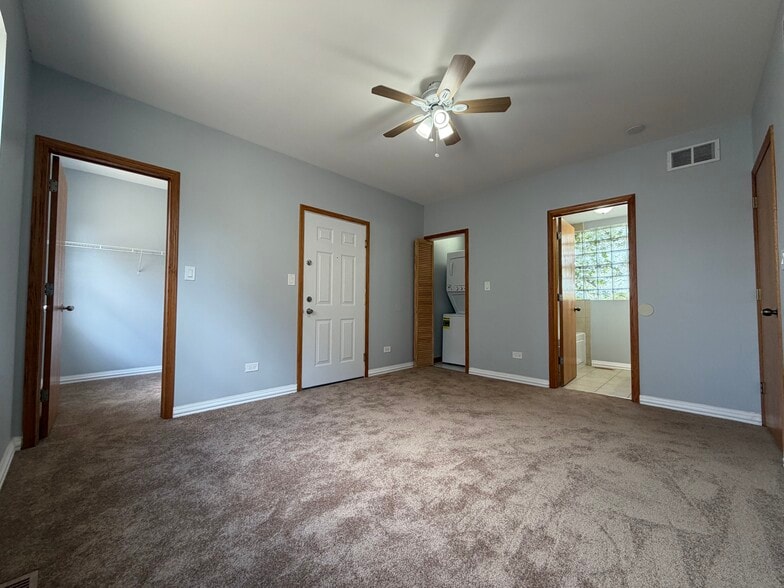 2nd bedroom (Master) - 2702 W Warren Blvd