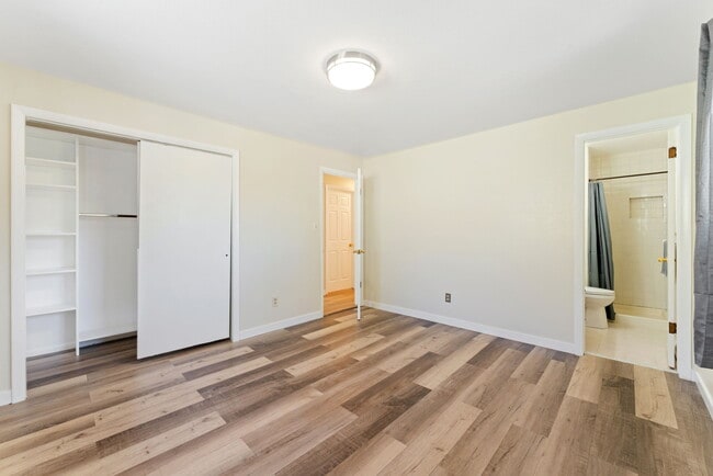 Building Photo - 7813 Webster Way