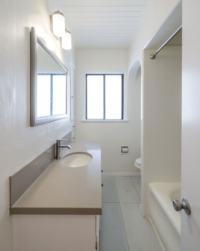 2nd bathroom - 1150 Manhattan Ave