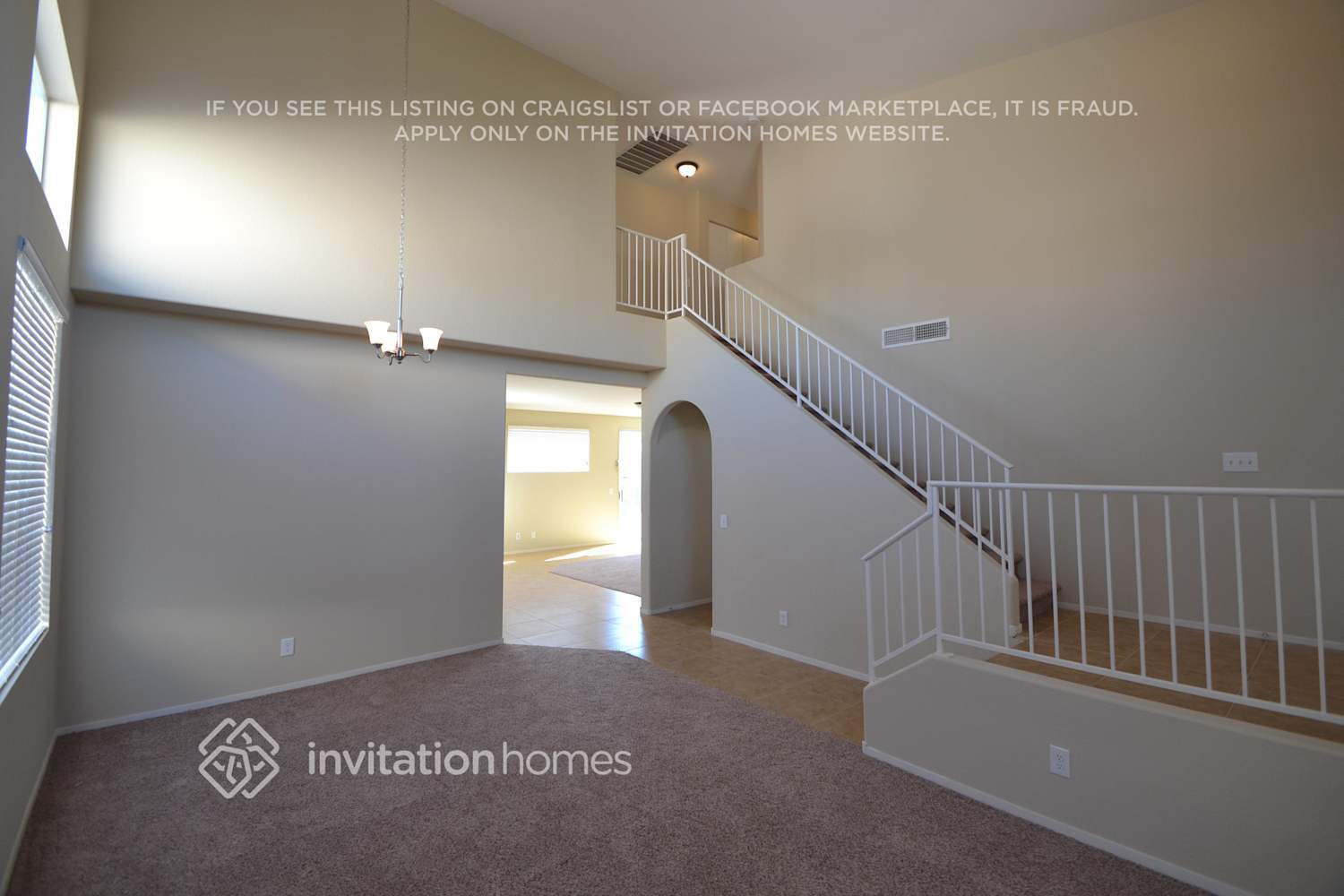 Building Photo - 3608 Russian Olive St