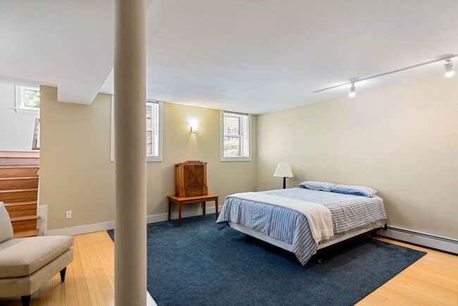 Building Photo - 32 Fayette St