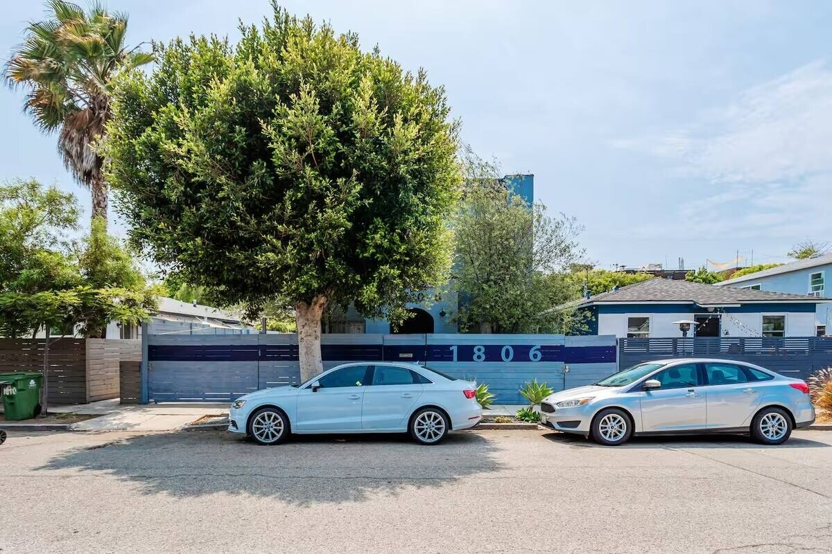 Building Photo - 1806 Washington Way